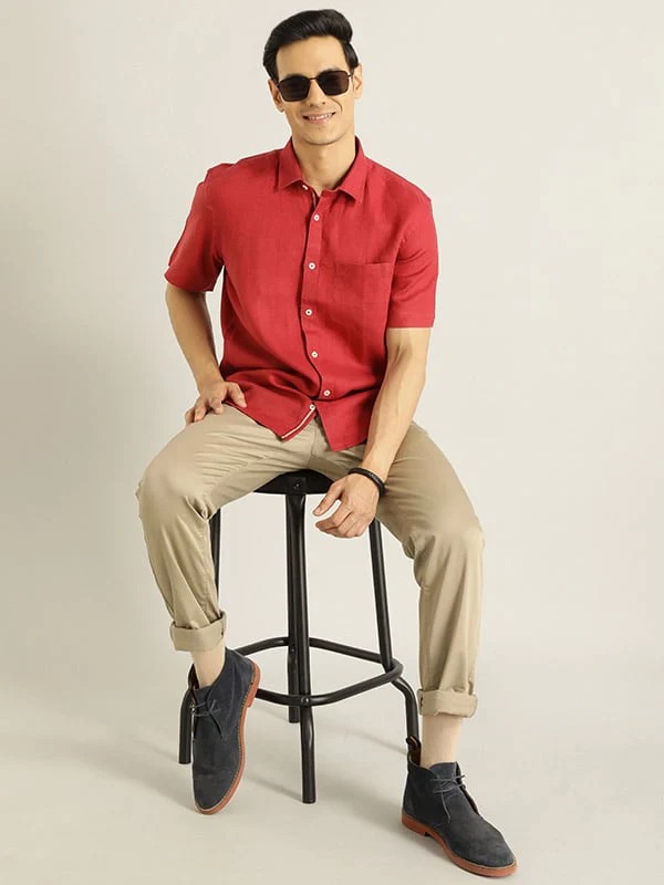 Indian Terrain Men Solid Red Shirt